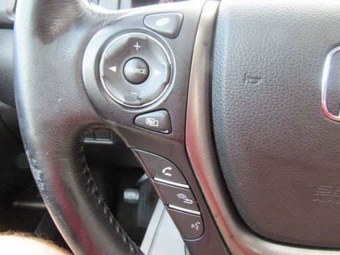 Used 2017 Honda Pilot EX-L image 29