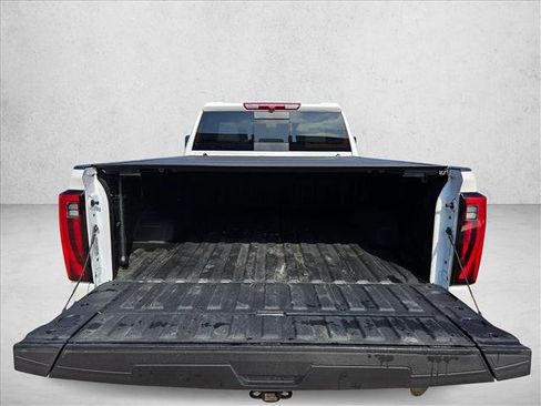 Used 2025 GMC Sierra 2500 SLT w/ Texas SLT Premium Package image 18