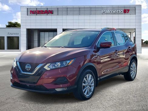 Certified 2022 Nissan Rogue Sport SV image 3