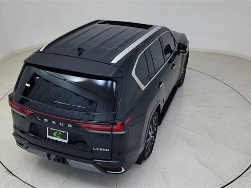 Used 2024 Lexus LX 600 4WD w/ Luxury Package image 85