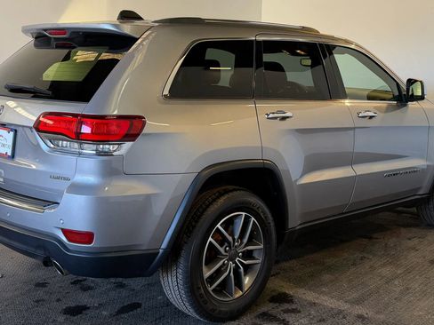 Used 2020 Jeep Grand Cherokee Limited w/ Luxury Group II image 6