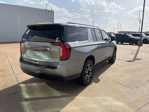 Used 2023 GMC Yukon XL AT4 AWD/4WD image 7