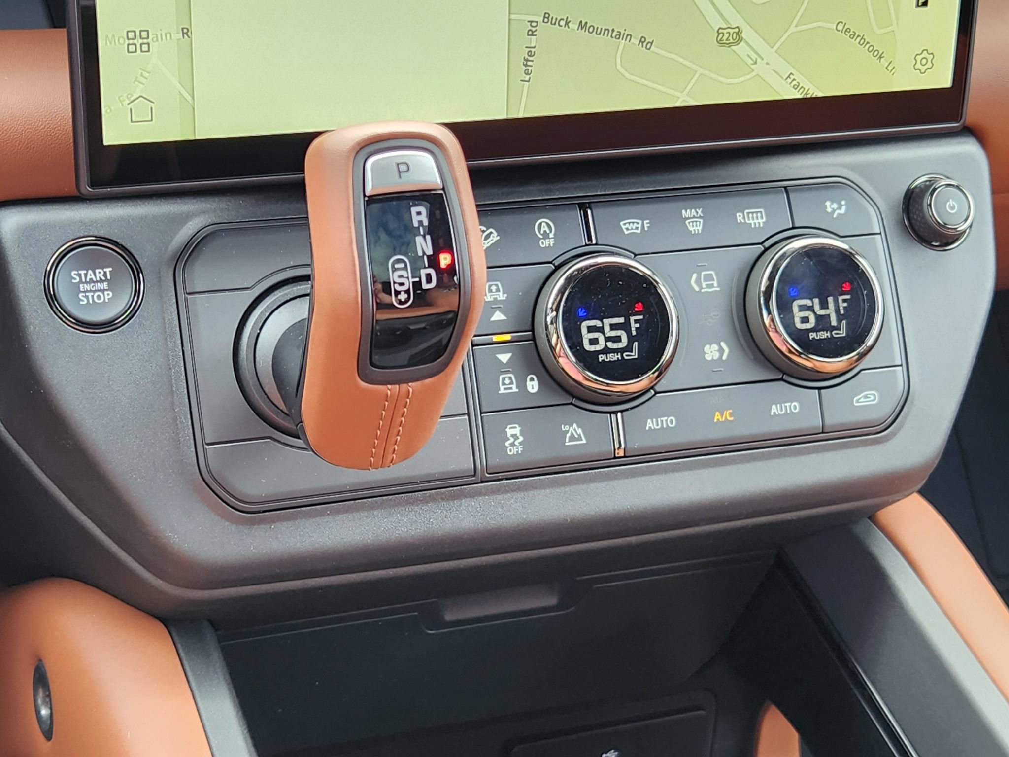 New 2026 Land Rover Defender 110 AWD/4WD image 26