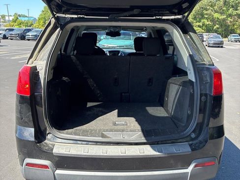 Used 2015 GMC Terrain SLE image 28