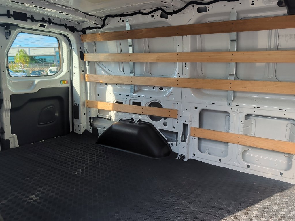 Used 2025 Ford Transit 250 Low Roof w/ Exterior Upgrade Package RWD image 7