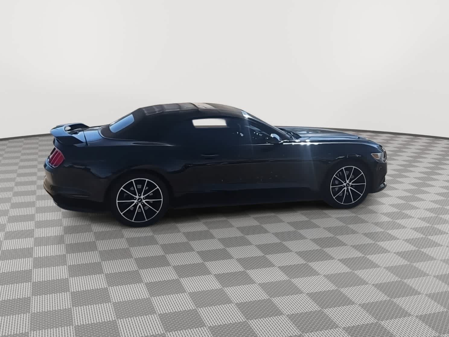 Used 2015 Ford Mustang GT Premium w/ Equipment Group 401A RWD image 9