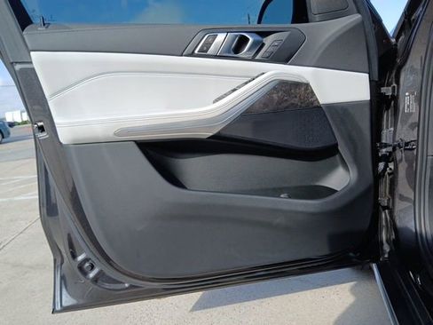 Certified 2023 BMW X5 xDrive40i w/ Premium Package image 21