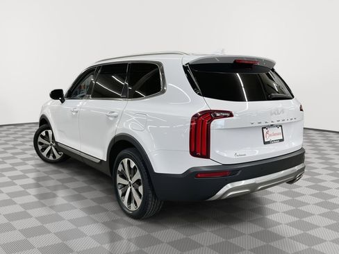 Used 2022 Kia Telluride EX w/ EX Premium Package image 5
