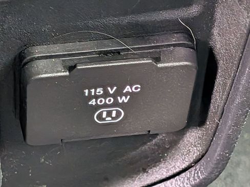 Used 2019 RAM 1500 Laramie image 34