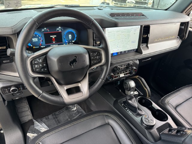 Used 2025 Ford Bronco Badlands AWD/4WD image 11