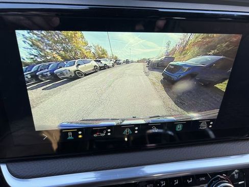 Used 2022 GMC Sierra 1500 Denali image 12