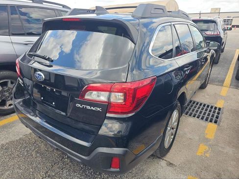 Used 2019 Subaru Outback 2.5i Premium AWD/4WD image 9