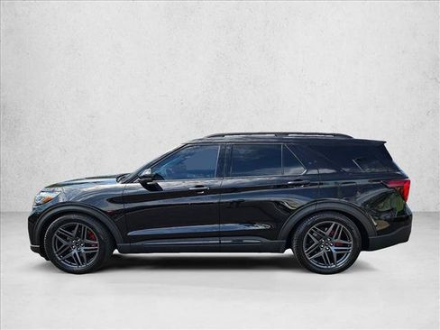 Used 2025 Ford Explorer ST AWD/4WD image 10