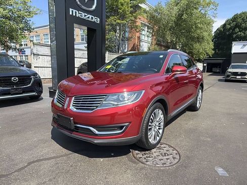 Used 2016 Lincoln MKX Reserve w/ Climate Package AWD/4WD image 4