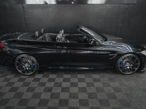 Used 2016 BMW M4 Convertible image 20