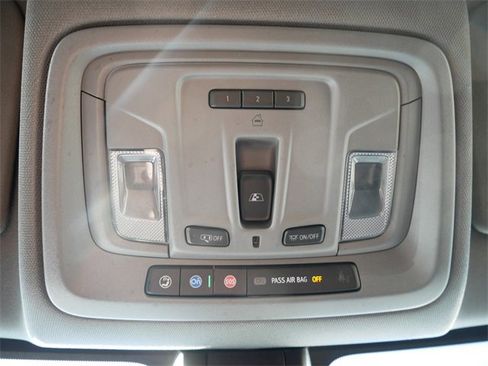 Used 2023 Chevrolet Silverado 2500 LTZ w/ LTZ Premium Package image 21