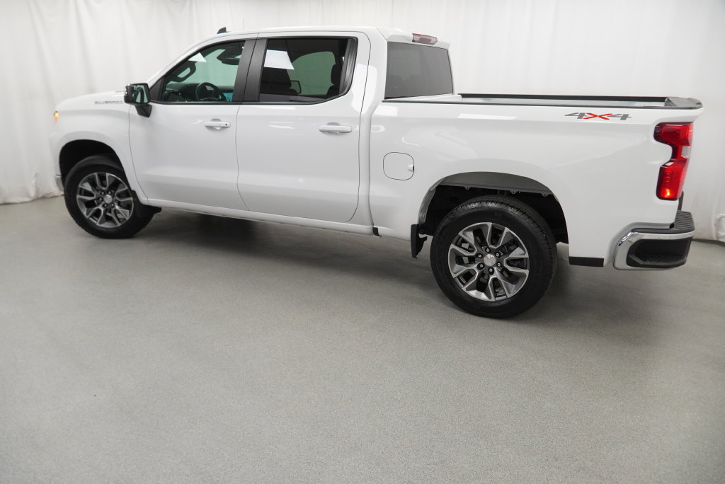 Used 2024 Chevrolet Silverado 1500 LT AWD/4WD image 6