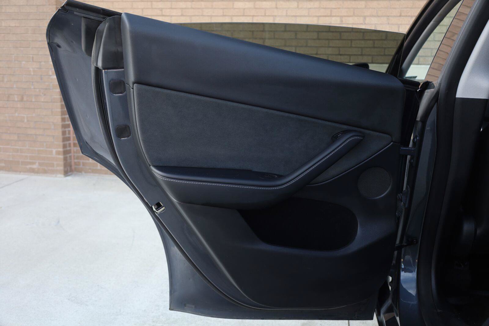 Used 2023 Tesla Model Y Long Range AWD/4WD image 20