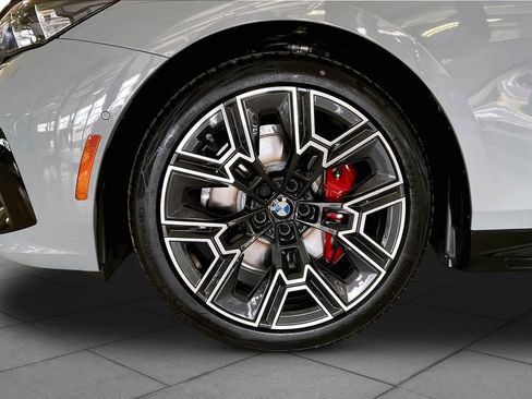 New 2027 BMW 530i w/ Executive Package RWD image 11