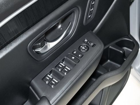 Used 2025 Honda Pilot Black Edition image 10