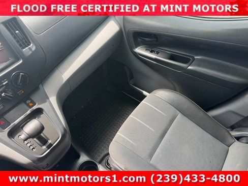 Used 2020 Nissan NV200 SV FWD image 22