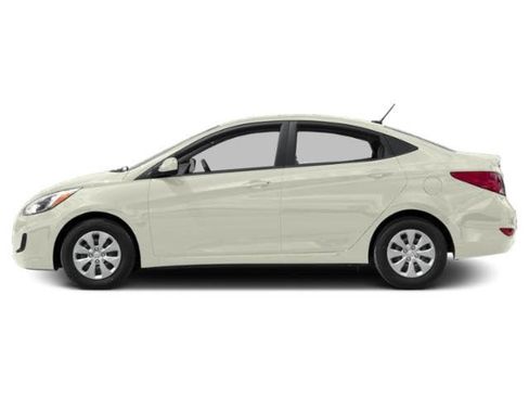 Used 2015 Hyundai Accent GLS FWD image 3