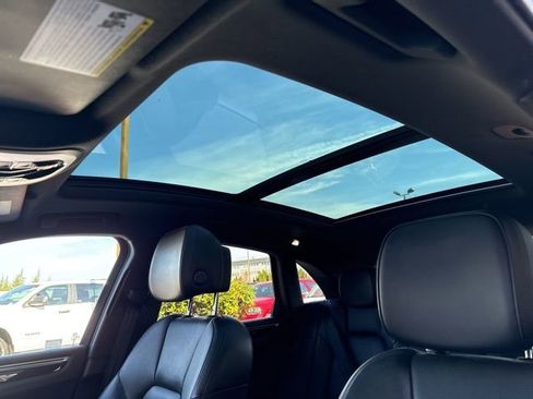 Used 2020 Porsche Macan image 35