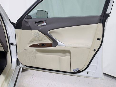 Used 2010 Lexus IS 250 AWD image 28