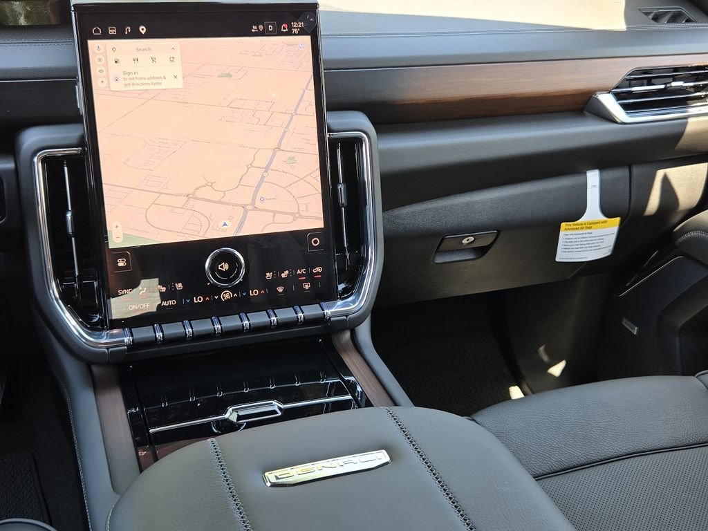 New 2026 GMC Yukon Denali w/ Denali Reserve Package AWD/4WD image 35