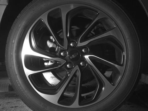 Used 2023 Chevrolet Bolt EUV Premier w/ Sun & Sound Package image 11