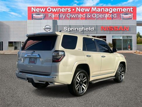 Used 2019 Toyota 4Runner 4WD image 5