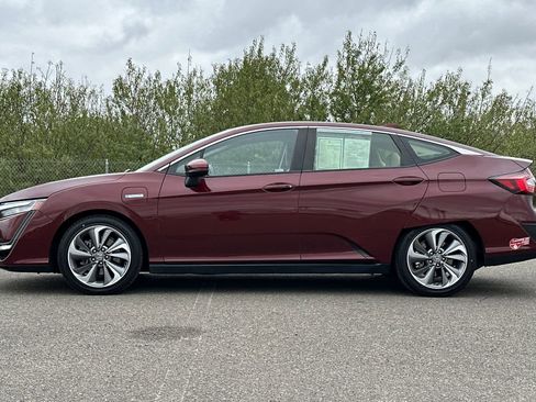 Certified 2018 Honda Clarity Touring image 7