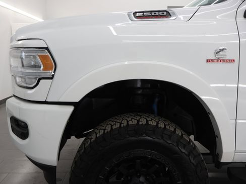 Used 2022 RAM 2500 Laramie AWD/4WD image 33