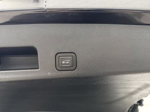 Used 2024 GMC Acadia Elevation w/ Trailering Package image 15