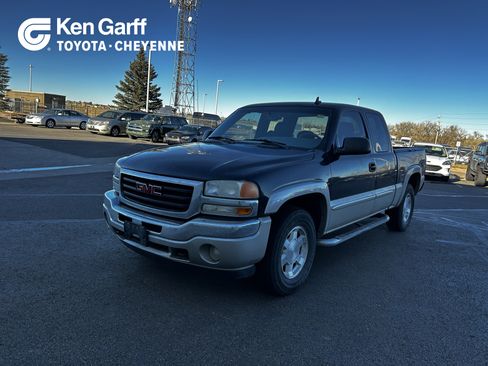 Used 2006 GMC Sierra 1500 SLT w/ Onstar Plus Package image 1