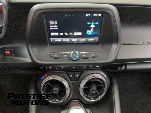 Used 2016 Chevrolet Camaro LT RWD image 19