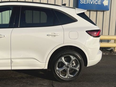 Used 2023 Ford Escape ST-Line w/ Tech Pack #1 image 16