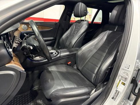 Used 2017 Mercedes-Benz E 400 4MATIC Wagon image 12