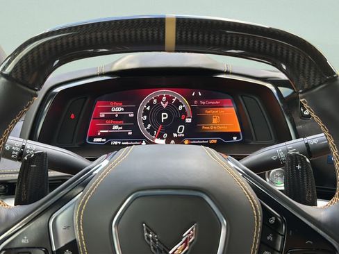 Used 2025 Chevrolet Corvette Z06 image 11
