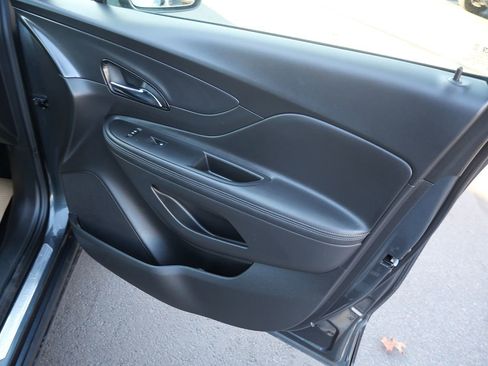 Used 2018 Buick Encore Preferred image 31