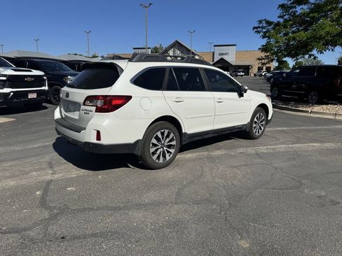 Used 2017 Subaru Outback 3.6R Limited AWD/4WD image 6