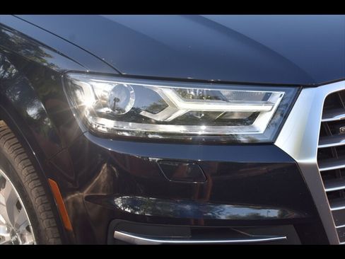 Used 2017 Audi Q7 2.0T Premium AWD/4WD image 49