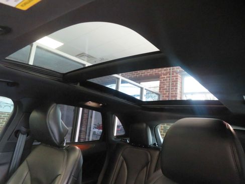 Used 2018 Lincoln MKC Reserve w/ Lincoln MKC Climate Package image 46