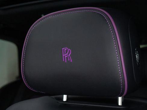 Certified 2022 Rolls-Royce Cullinan Black Badge w/ Dark Exterior Package AWD/4WD image 18