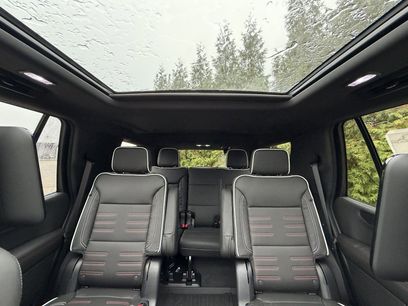 New 2025 GMC Yukon AT4 Ultimate w/ LPO, Floor Liner Package