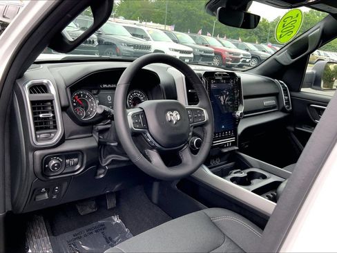 Certified 2025 RAM 1500 Big Horn AWD/4WD image 14
