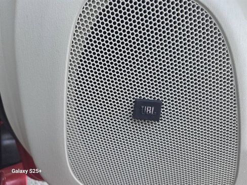 Used 2014 Toyota Prius image 19