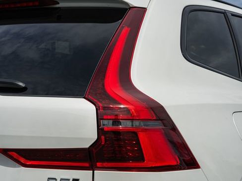 New 2026 Volvo XC60 B5 Ultra w/ Protection Package Premier image 8