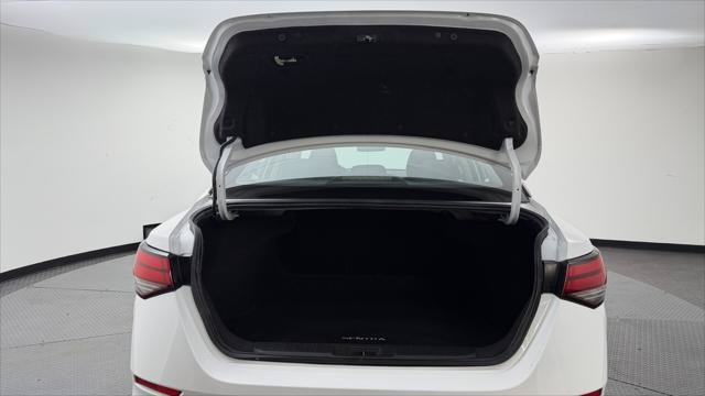 Used 2025 Nissan Sentra S FWD image 18