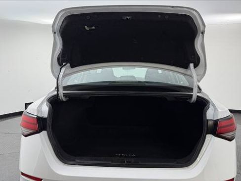 Used 2025 Nissan Sentra S FWD image 18